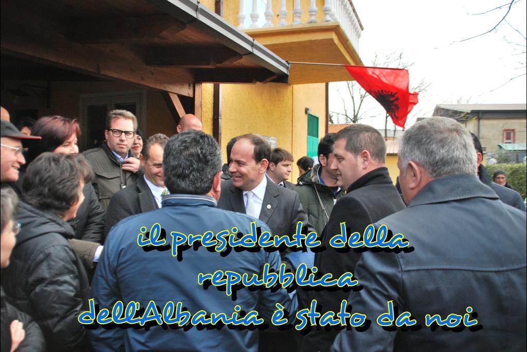 Bed And Breakfast Pieffe Frascineto Exterior foto