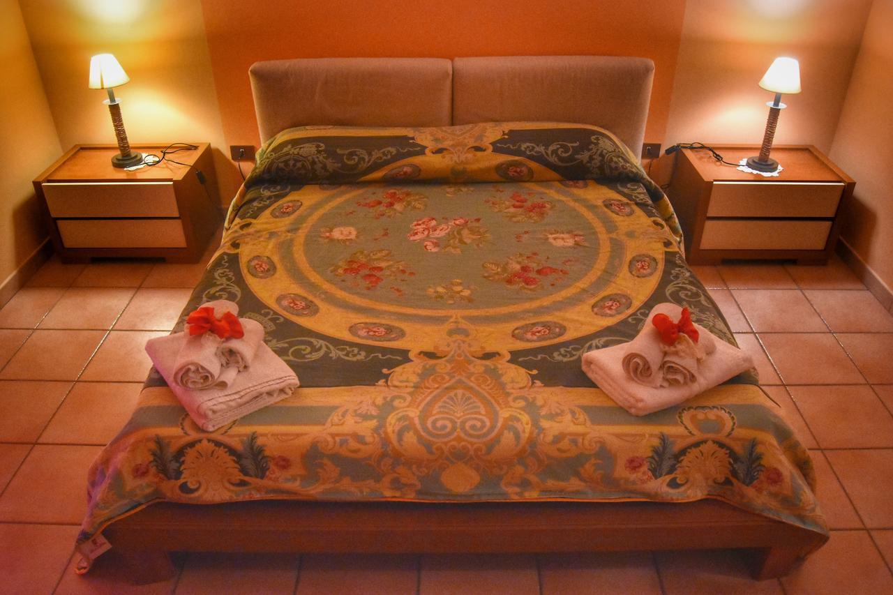 Bed And Breakfast Pieffe Frascineto Exterior foto