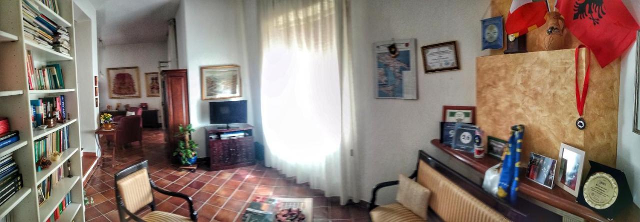 Bed And Breakfast Pieffe Frascineto Exterior foto